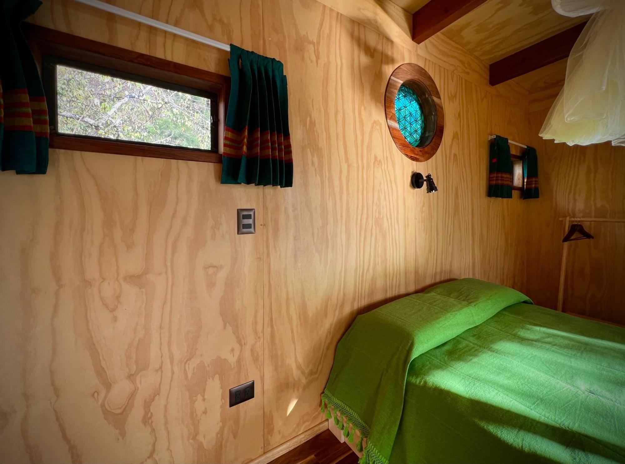 Santuario Ave Fenix-Cabanas Tepoztlan Room photo